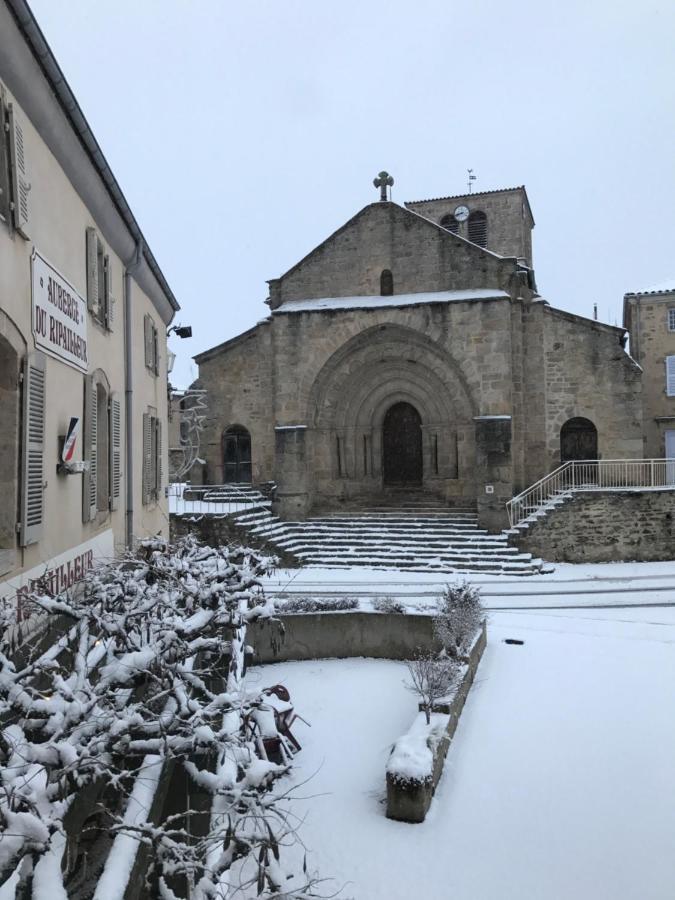 Auberge Du Ripailleur Dore-lʼÉglise Eksteriør billede